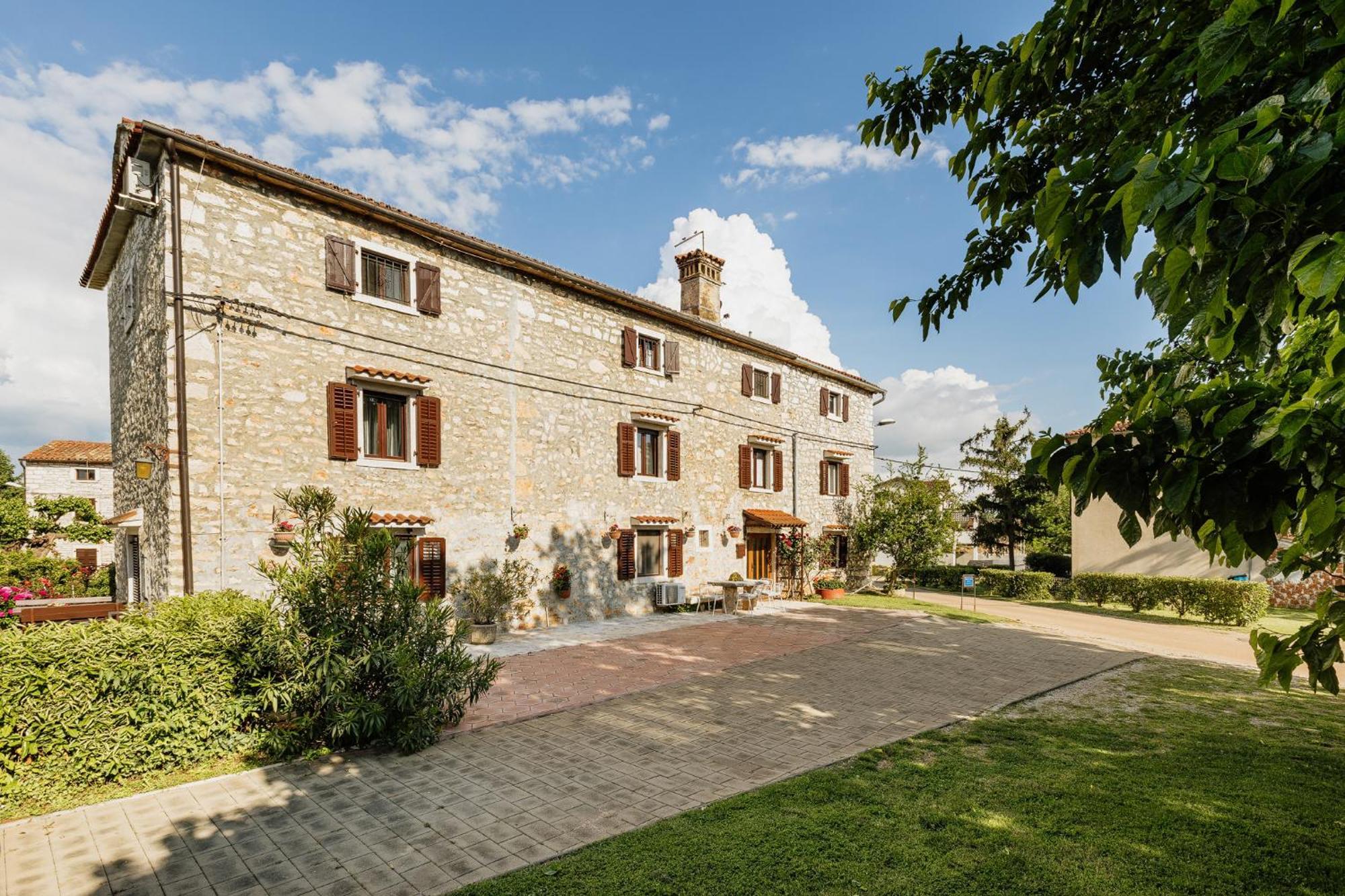 Apartments Mirna Stress Free Vol.2 Umag Eksteriør bilde